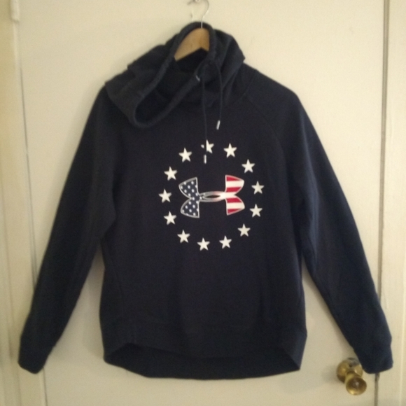 Under Armour Tops - Under Armour Sweatshirt Hoodie UNISEX